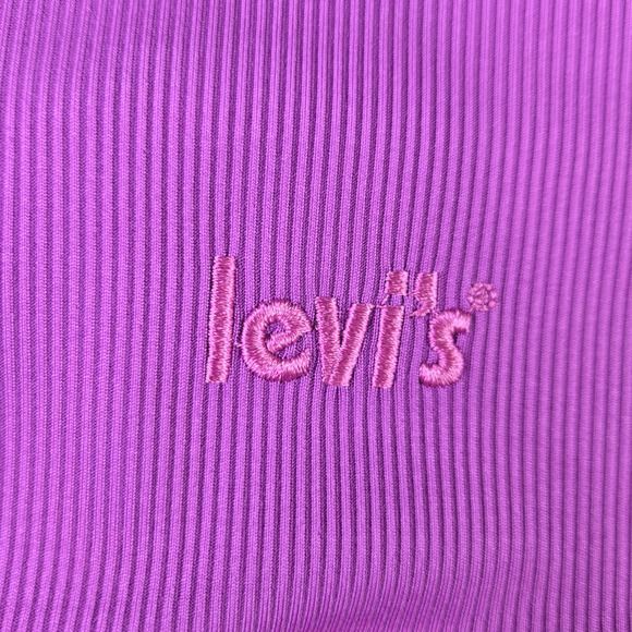 Levi’s Purple Ribbed High Rise Biker Shorts Stretchy Activewear Size Medium - Picture 8 of 9